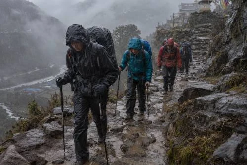 the risk of trekking in Nepal during early Autumn season