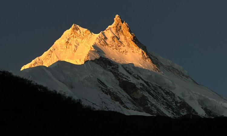 mout manaslu - 8th highest mountain in the world