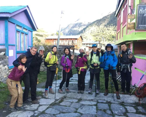 Annapurna Circuit Trek Team 