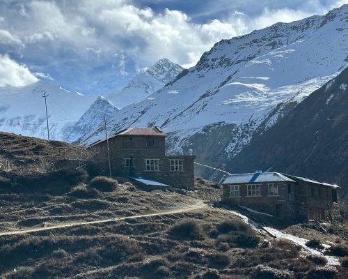 Mountain View At Annapurna Circuit Trek