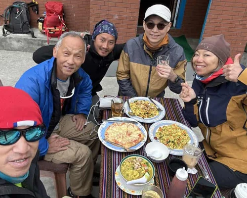 Sleeping In Ebc Trek