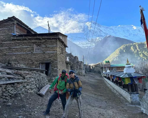 Walk To Upper Pisang At Annapurna Circuit